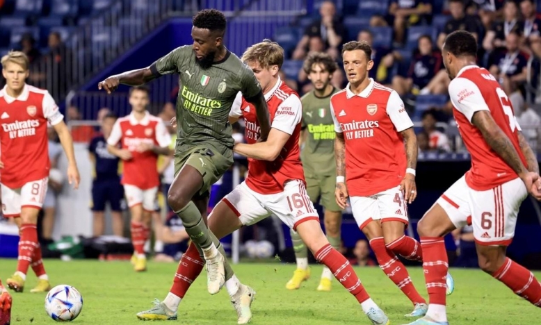 Trực tiếp Arsenal 0-0 AC Milan: Bỏ lỡ cơ hội