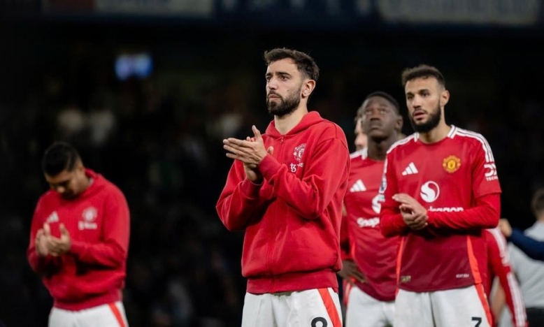 UEFA phạt cầu thủ dính doping trận đấu của MU