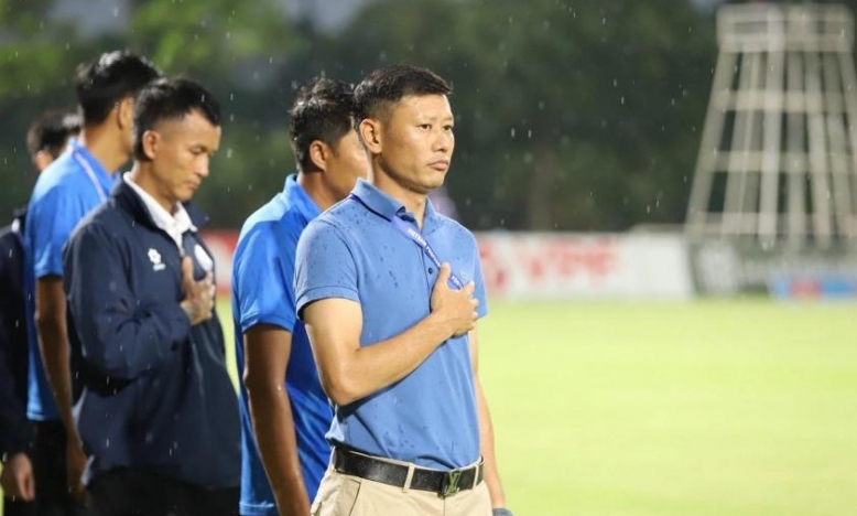 CHÍNH THỨC: HLV thứ 6 mất việc tại V-League 2025/2026