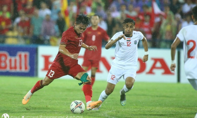 Bảng C vòng loại U23 châu Á 2026: Việt Nam 'đặt một chân' vào VCK