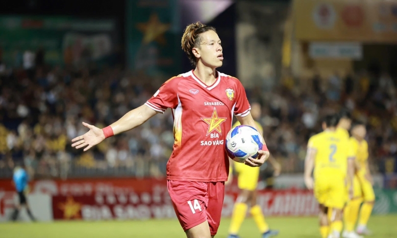 Trực tiếp SLNA 1-1 Hà Tĩnh: Chủ nhà bất lực