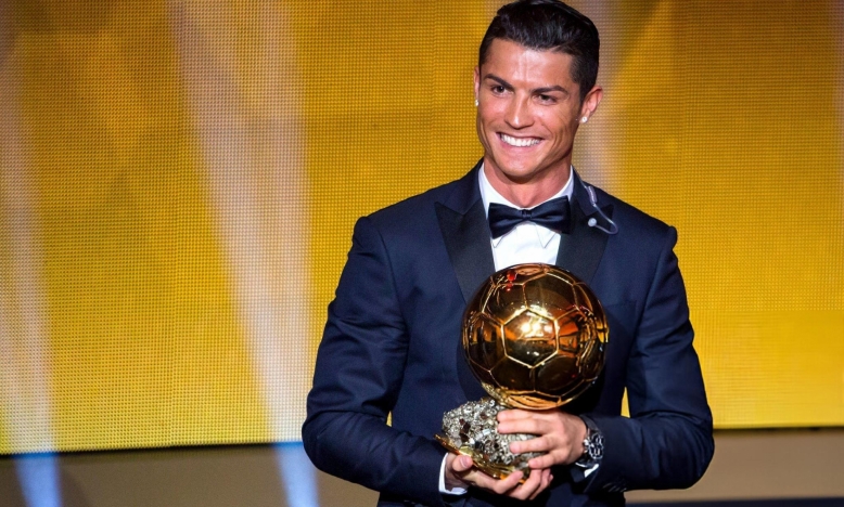 Ronaldo: 'Cầu thủ vô địch C1 mới xứng đáng giành Quả bóng vàng'