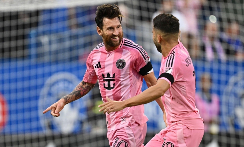 Messi lập cú đúp, Inter Miami thắng tưng bừng Montreal