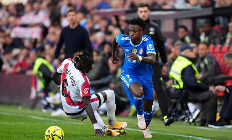 Trực tiếp Rayo Vallecano 0-0 Real Madrid: Hiệp hai trở lại