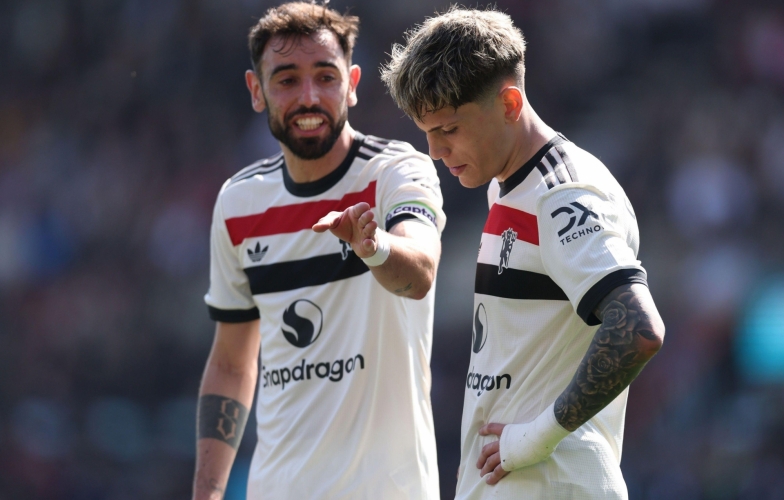 Bruno Fernandes không hài lòng về thái độ thi đấu của Garnacho tại MU