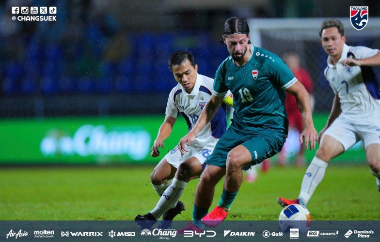 CĐV Iraq vui mừng khi đánh bại Thái Lan tại trận chung kết