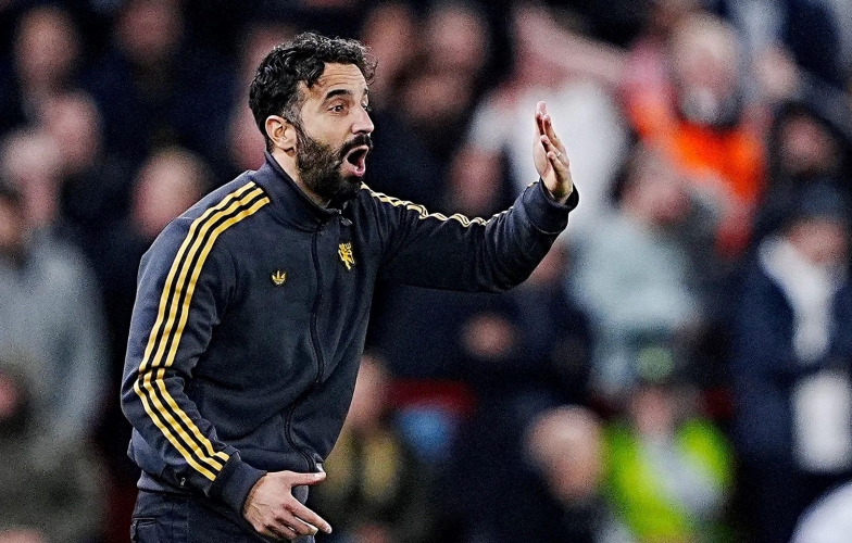 Ruben Amorim làm điều chưa từng có trong lịch sử MU