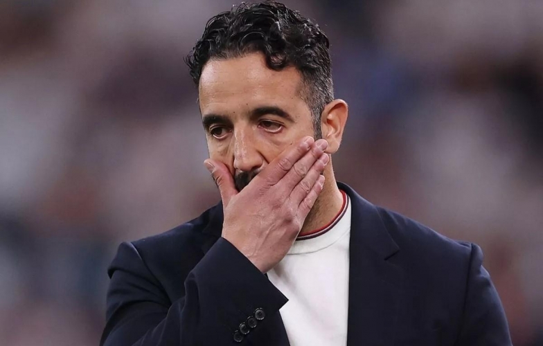 Amorim thừa nhận sai lầm với thần đồng hay bậc nhất MU