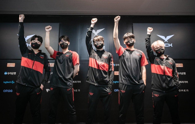 Trực tiếp LCK Mùa Hè 2022 ngày 27/7: T1 - KT, DK - HLE