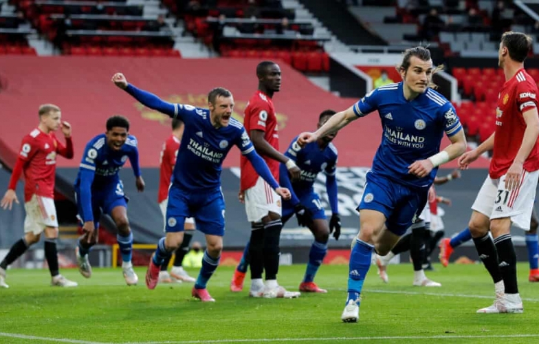 Tung đội hình B, MU bại trận trên sân nhà trước Leicester
