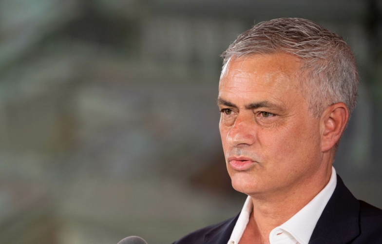 Mourinho chỉ ra cầu thủ 'tàng hình' bên phía ĐT Anh