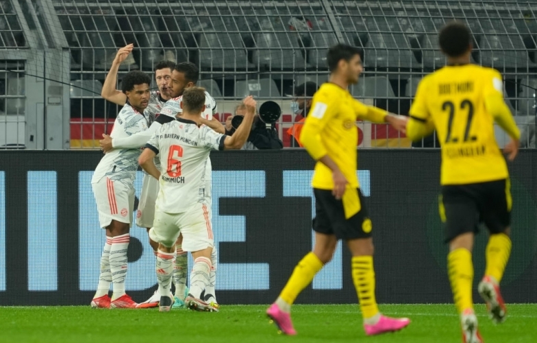 Lewandowski lập cú đúp, Bayern hạ Dortmund để giành danh hiệu đầu tiên
