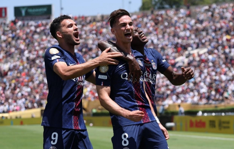 PSG chính thức vượt mặt Barcelona