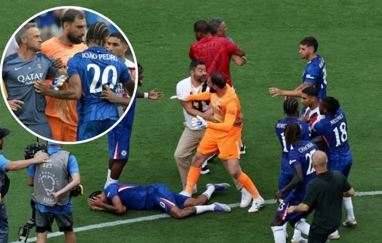 Enrique nổi điên, bóp cổ sao Chelsea sau trận thua bẽ bàng