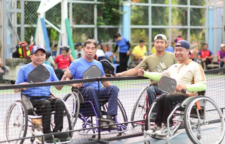 Luật chơi Pickleball cho người ngồi xe lăn: Hướng dẫn chi tiết, dễ hiểu và công bằng