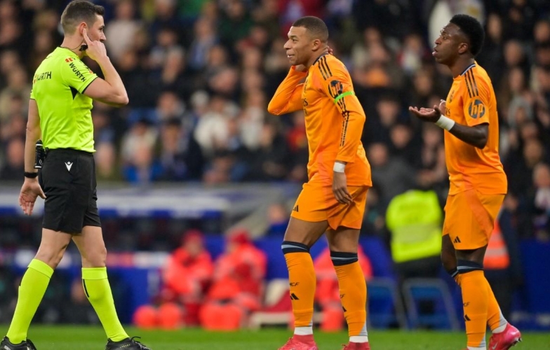 Real Madrid, Barcelona 'khó thở' vì La Liga đổi luật