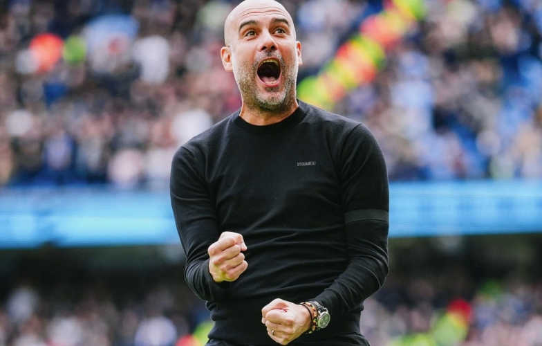 Pep Guardiola đạt cột mốc vĩ đại trước Liverpool