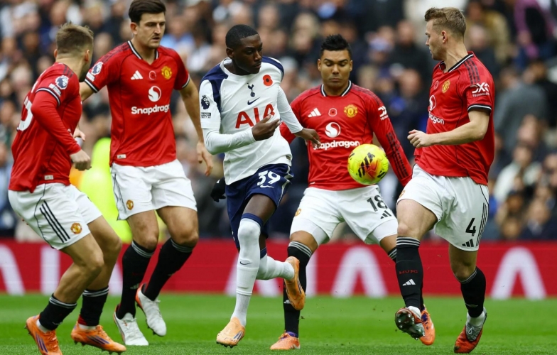 Trực tiếp Tottenham 0-1 MU: Mbeumo mở tỷ số