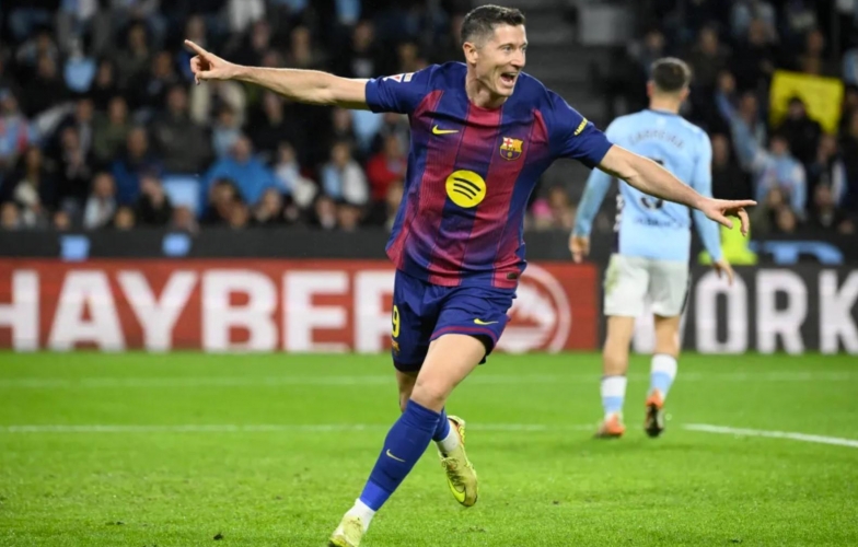 Lewandowski lập cú đúp, Barcelona hạ gục Celta Vigo đầy kịch tính
