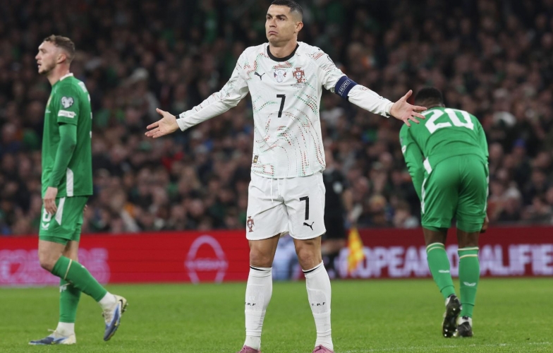 Ronaldo thẻ đỏ, Ireland trừng phạt Bồ Đào Nha bằng chiến thắng không tưởng