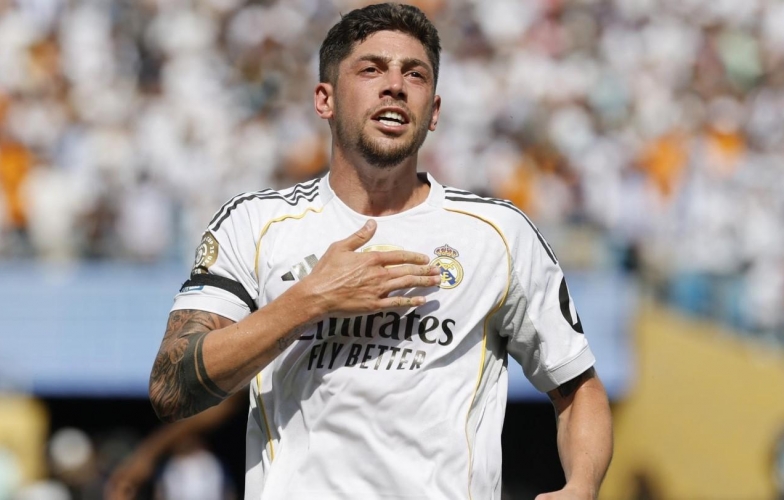 Real Madrid nhận đề nghị gây sốc dành cho Fede Valverde