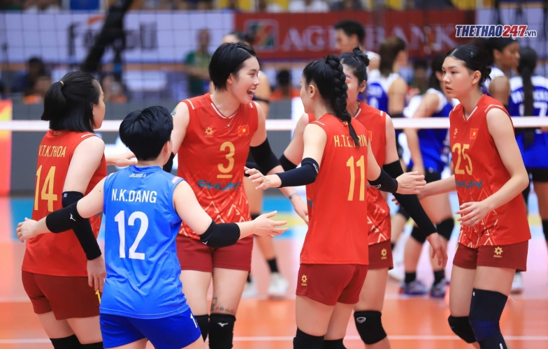 Trực tiếp bóng chuyền nữ Việt Nam 2-0 Philippines: Bích Tuyền liên tục lập công
