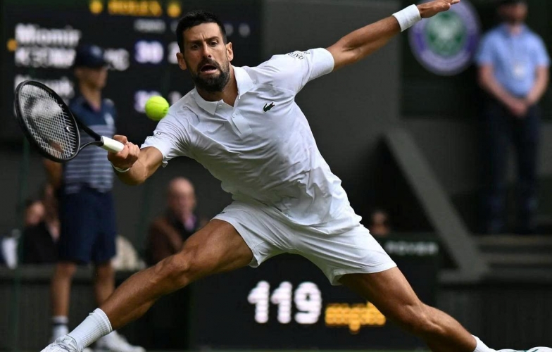 Djokovic dấn thân sang môn thể thao vua
