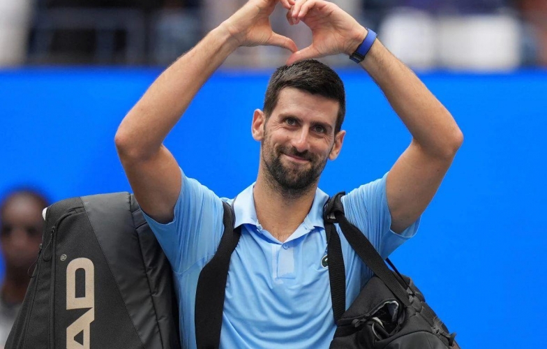 Djokovic rút lui khỏi Davis Cup