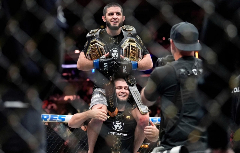 Islam Makhachev tiết lộ kế hoạch trở lại sau chiến thắng hủy diệt
