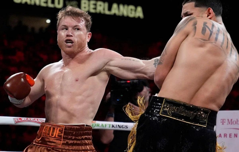 Canelo Alvarez tuyên bố gây sốc về trận tái đấu với Terence Crawford