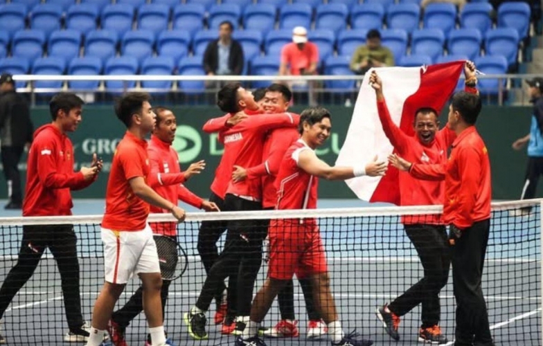 Tennis Indonesia thắng giòn giã Campuchia trận ra quân Davis Cup 2025