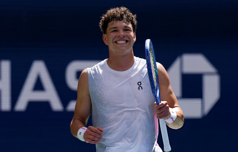 Kết quả tennis 30/10: Shelton giành vé dự ATP Finals