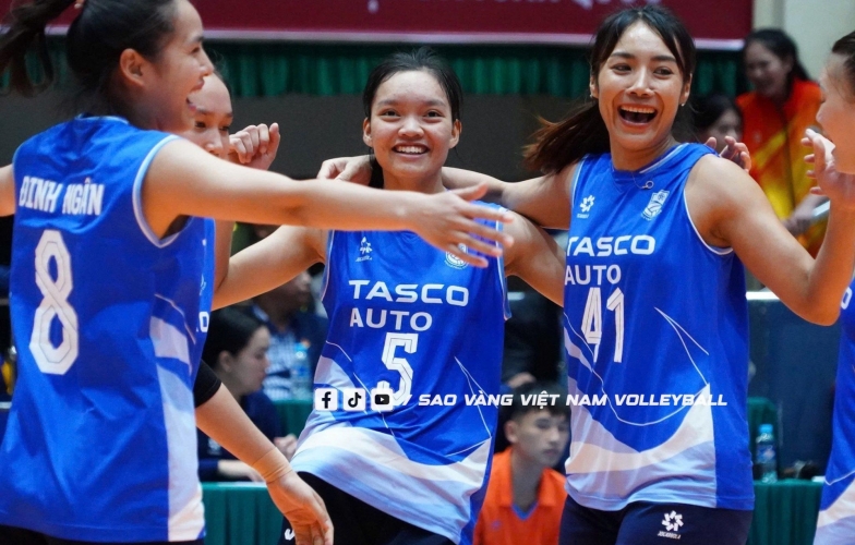 Đại thắng Quảng Ninh, bóng chuyền nữ Hà Nội xuất sắc giành vé thăng hạng