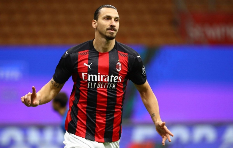 Chính thức: AC Milan gia hạn với Ibrahimovic, chấp nhận mất anh nửa mùa