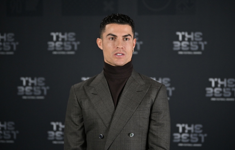 Đàn em tại MU có động thái gây ngỡ ngàng với Ronaldo