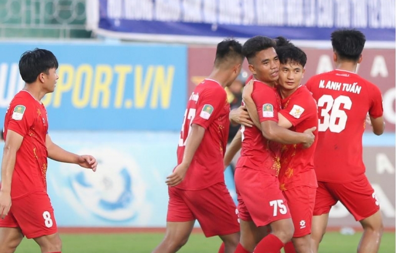 Đánh bại Khánh Hòa, PVF CAND làm nóng cuộc đua giành vé play-off thăng hạng