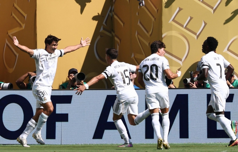 HLV Alonso gật đầu, Real Madrid rao báo 5 ngôi sao đình đám