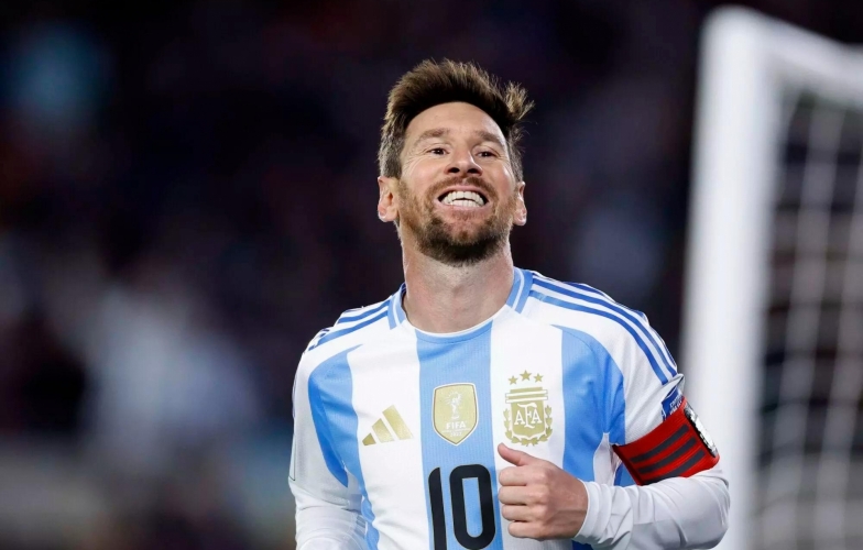 Messi bất ngờ réo tên Barcelona trong ngày đặc biệt