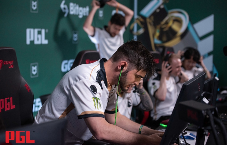 CS:GO: Liquid đưa shox and Huấn luyện viên adreN lên băng ghế dự bị
