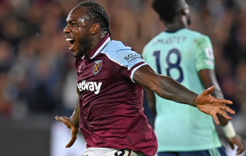 ‘Sát thủ’ Michail Antonio đang giúp West Ham thăng hoa