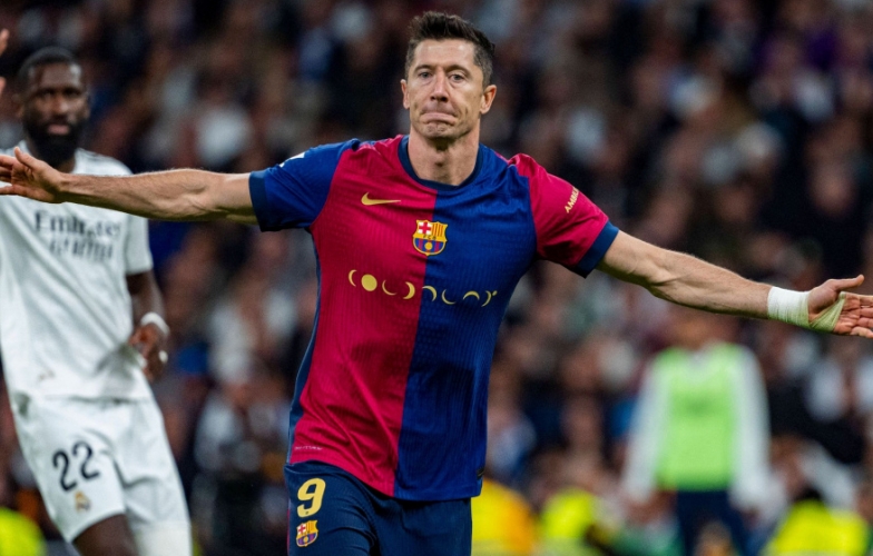 Lewandowski đứng trước cột mốc đáng nhớ tại Barca