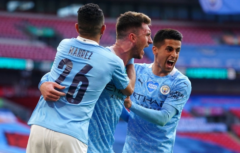 Tottenham bất lực nhìn Man City vô địch Carabao Cup