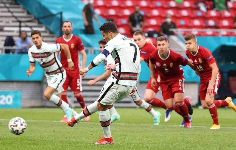 Video bàn thắng Hungary 0-3 Bồ Đào Nha: Ngày Ronaldo đi vào lịch sử