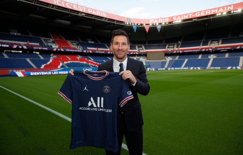 Messi tuyên bố mạnh mẽ trong ngày ra mắt PSG
