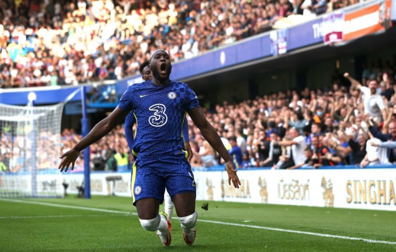 Lukaku trả lời Ronaldo bằng cú đúp hoàn hảo