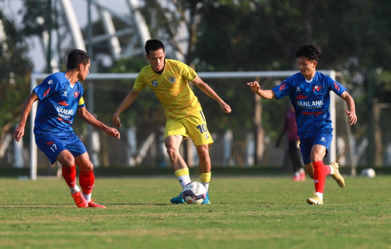 Văn Quyết, Thành Lương giúp Hà Nội FC thắng ngược trước đội hạng Nhất