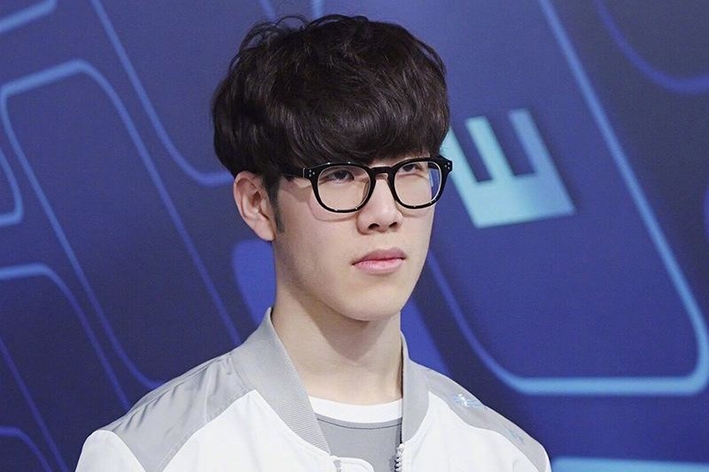 LMHT: TheShy gửi lời xin lỗi tới fan của IG và hé lộ lý do chưa thể thi đấu tại LPL Mùa Hè 2021