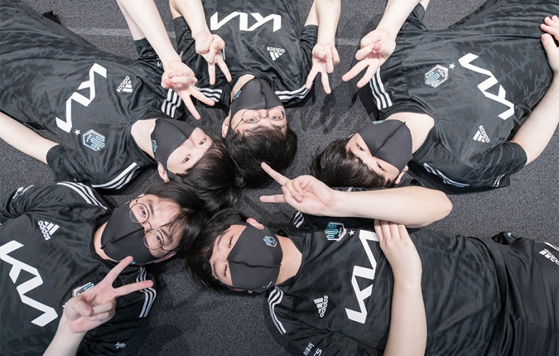 Lịch thi đấu vòng Playoffs LCK Mùa Hè 2021 mới nhất - DK vô địch