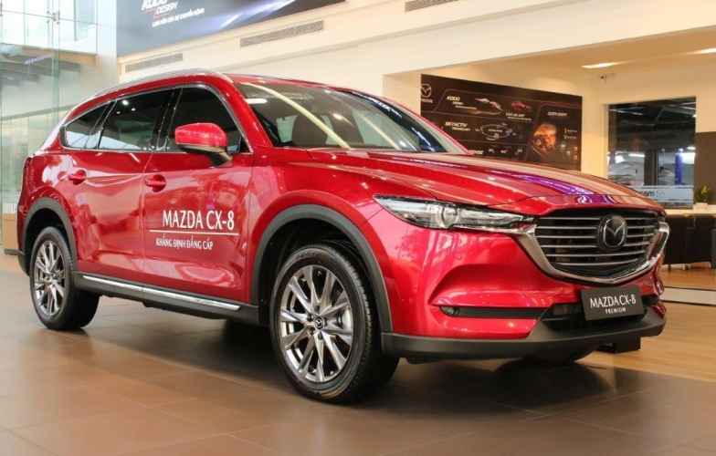 Mazda CX-8 'chơi lớn', tung ưu đãi 'khủng' đến 130 triệu đồng, quyết đấu Hyundai Santa Fe