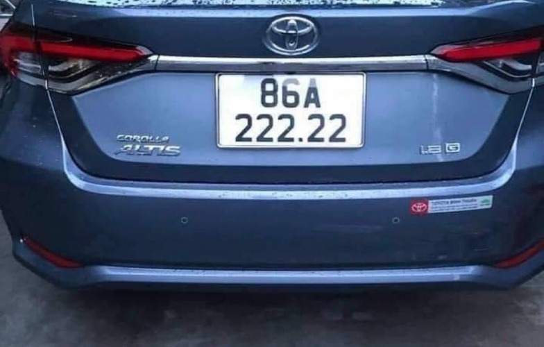 Toyota Corolla Altis bốc trúng biển ngũ quý 2 sẽ được 'sang tay' với giá bao nhiêu?